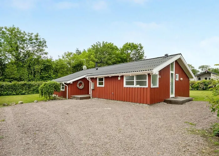 Annica - 150m From The Sea By Interhome