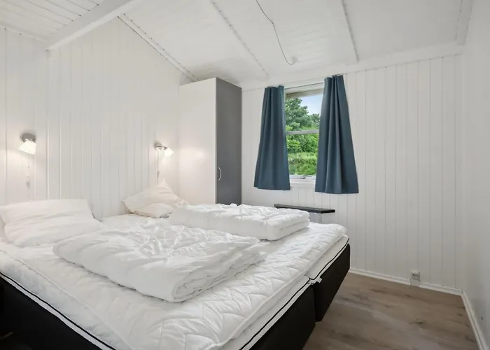 Holiday home Annica - 150m From The Sea By Interhome