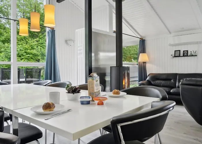 Annica - 150m From The Sea By Interhome